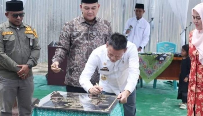 Penjabat Bupati Kampar Resmikan Pondok Pesantren Baitul Hikmah