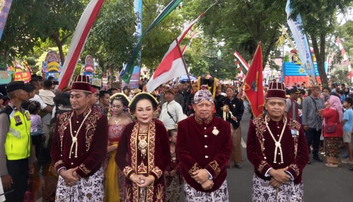 Hari Jadi ke-298 Kabupaten Grobogan Gelar Parade Kirab Boyong Grobog
