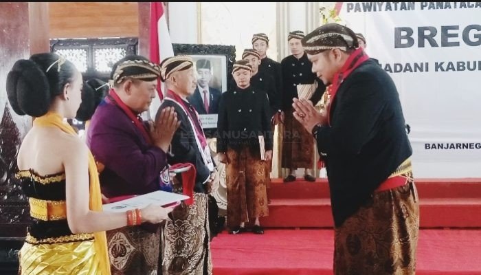 Permadani Banjarnegara Gelar Wisuda Purna Wiyata Angkatan ke-XI, Ayib Susilo Ditetapkan Sebagai Siswa Terbaik