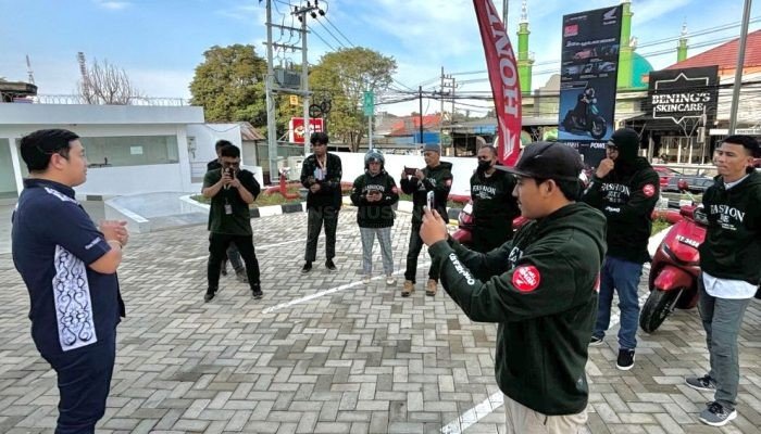 Ngabuburit Bareng, Astra Motor Kaltim 2 Ajak Media dan Blogger Vlogger Fashion Ride dengan Honda Stylo 160