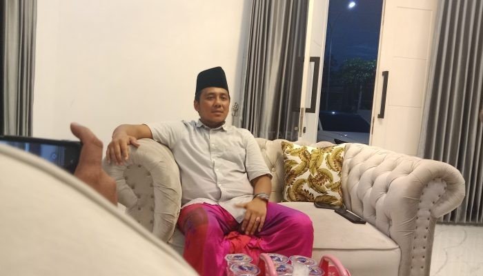 Viral Famplet H Mamang dan KH Kholilurrahman Pilkada Pamekasan 2024, Begini Responnya
