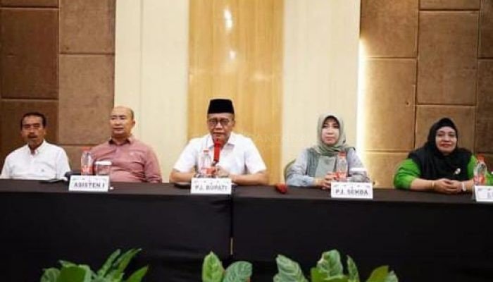 PJ Bupati Bondowoso Pimpin Rapat LKPJ TA. 2023, Ini Arahannya