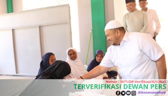 Manfaatkan Libur Cuti Bersama Idul Fitri 1445 H, Bupati Tapsel Salurkan Zakat Mal ke Kecamatan Saipar Dolok Hole