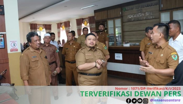 Masuk Kerja Pasca Cuti Lebaran, Bupati Tapsel Lakukan Kunjungan ke Beberapa OPD