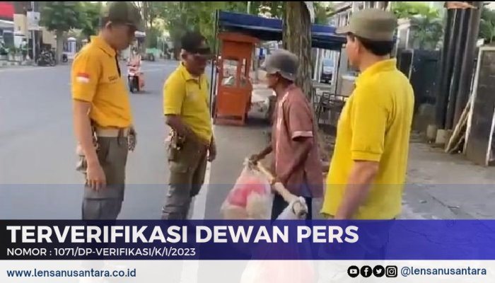 Kakek Penjual Kerupuk Viral di Media Sosial Kembali Diciduk Satpol PP Jember
