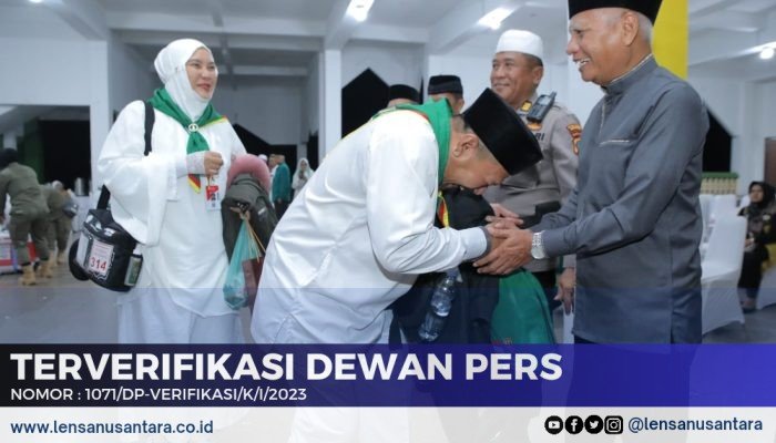 Bupati Surya Lepas CJH Asal Kabupaten Asahan, Jemaah Haji Tertua Usia 95 Tahun