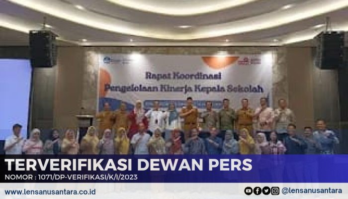 Bupati Pasaman Terima Penghargaan Rapor Pendidikan Terbaik dari BGP Sumbar