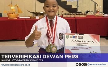 Siswa kelas 4 Sekolah Dasar 019 Jalan Paus
