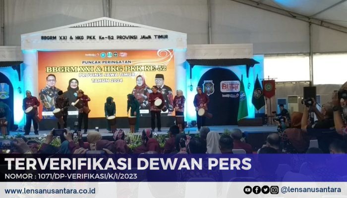 Puncak Peringatan BBGRM XXI dan HKG PKK ke-52 Jatim di Alun-alun Kota Blitar Berlangsung Meriah