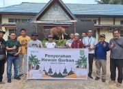 Apical Dumai Salurkan Hewan Kurban ke Masyarakat di Wilayah Operasional