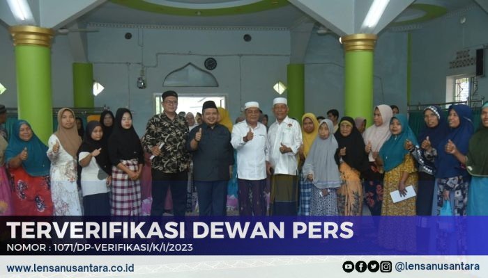 Bupati Tapsel Serahkan ZIS Serentak ke Seluruh Kecamatan
