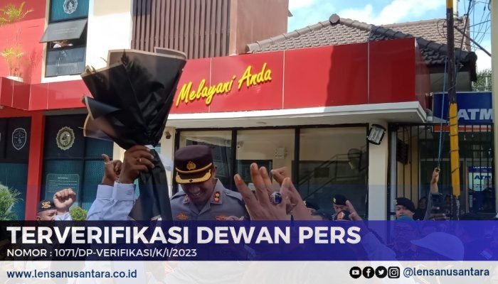 Kapolres Jember Kaget Digeruduk Massa Aksi, Ternyata Surprise Ucapan HUT ke-78 Bhayangkara