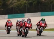 Jadi Kado HUT RI ke-79, Pebalap Binaan Astra Honda Kibarkan Merah Putih dari Podium IATC Malaysia