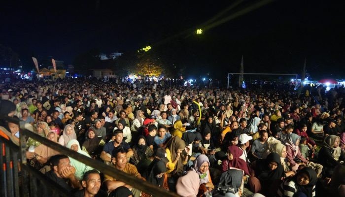 Dihibur Artis Siti Badriah, Malam Penutupan Festival Pacu Jalur di Kuansing Berlangsung Meriah