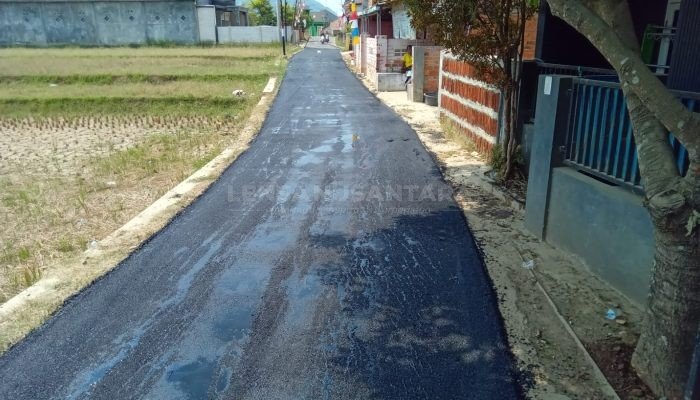 Tingkatkan Perekonomian Warga, Pemdes Cadasmekar Laksanakan Peningkatan Jalan