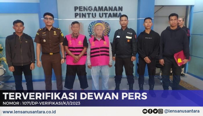 Penyidik Kejari Padangsidimpuan Serahkan Eks Kadis Koperindag dan Bendahara Sebagai Tersangka kepada JPU