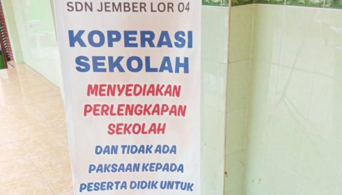 Kepala SDN Jember Lor 04: Siswa Tidak Diwajibkan Membeli Buku Peket di Sekolah