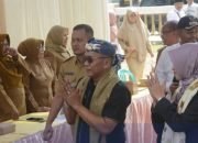 PEMKAB Bondowoso Menggelar Penyerahan SK Kenaikan Pangkat Kepada 1400 ASN