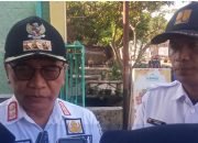 Pj Bupati Bondowoso Tinjau Uji Coba Aspal Hotmix