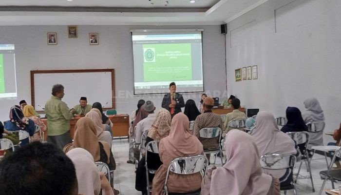 Pertemuan Wali Mahasiswa Fakultas Syariah Hukum dan Perbankan Syariah Unisnu Jepara