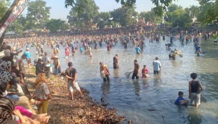Gubyag di Situ Cikumpay Purwakarta, Dedi Mulyadi Tekankan Pentingnya Jaringan Air Bersih