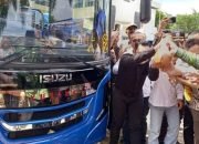 Hadirkan Bus Massal, Pj Wako Padang Ingin Warganya Bahagia