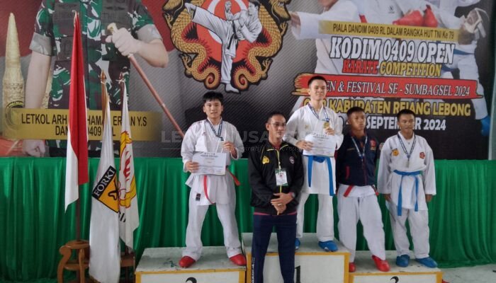 Siswa SMAN 1 Kaur Harumkan Nama Daerah, Kepsek Ucapkan Terimakasih Kepada pelatih