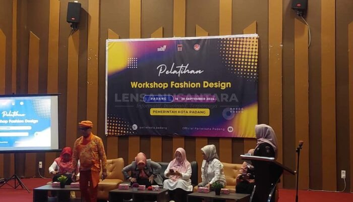 Dinas Pariwisata Padang Dorong Desainer Lahirkan Karya Berbudaya Lokal