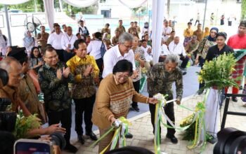 Menteri Lingkungan Hidup dan Kehutanan (LHK)