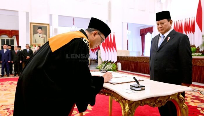 Presiden Prabowo Subianto Saksikan Pengucapan Sumpah Sunarto sebagai Ketua MA
