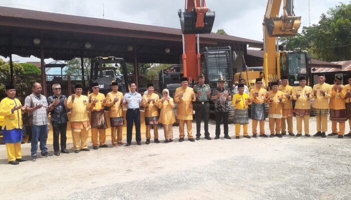 Dinas PUPR Kobar Resmikan Penggunaan Alat Berat dan Layanan Uji Laboratorium di UPT Workshop