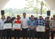 Wakil Menteri Pertanian RI Berikan Bantuan Alat Pertanian intuk Warga Jepara