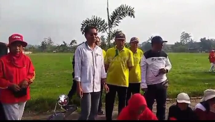 Beredar Video Diduga Emak-emak Senam Aerobic di Jember Dilarang Gunakan Lapangan Desa, Kades Semboro: Tidak Ada Surat Ijin
