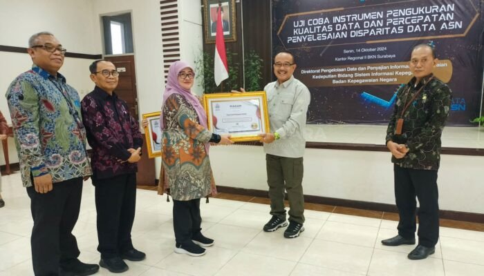 Pemkab Jember Terima Penghargaan Capaian Penyelesaian Disparitas Data ASN Terbanyak
