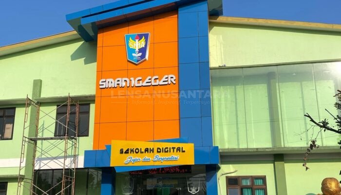 Proyek Senilai Rp800 Juta di SMAN 1 Geger Madiun Tanpa Papan Informasi, Keselamatan Pekerja Diduga Diabaikan