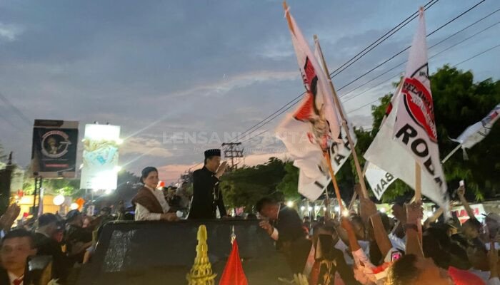 Ribuan Relawan Plat K” dari Berbagai Kabupaten se-Jawa Tengah Sambut Kepulangan Jokowi di Solo: Tetap Loyal dan Setia