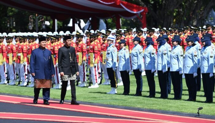 Presiden Prabowo Subianto Pimpin Upacara Pelepasan Presiden RI ke-7 Joko Widodo di Istana Merdeka