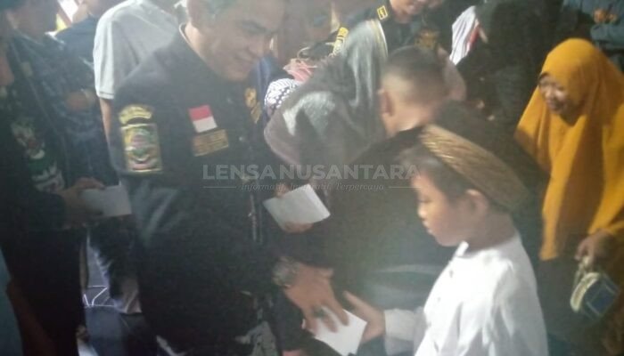 Tasyakuran Kantor Baru, Ormas Gibas Resort Purwakarta Beri Santunan Anak Yatim