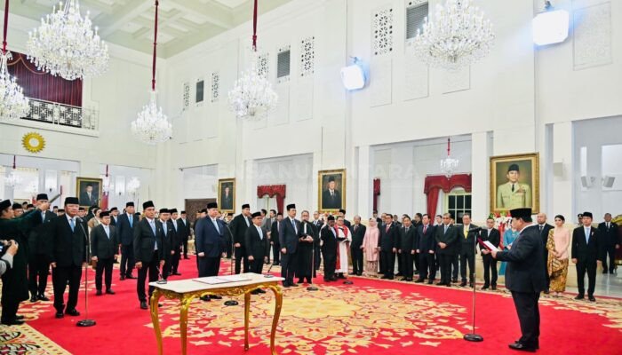 Presiden Prabowo Lantik Para Menteri Kabinet Merah Putih Periode 2024-2029 di Istana Negara