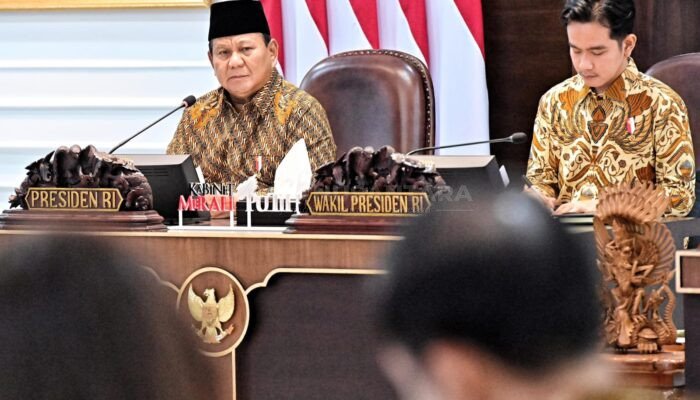 Presiden Prabowo Pimpin Sidang Kabinet Paripurna Perdana, Tekankan Pentingnya Persatuan Nasional dan Kedaulatan Bangsa