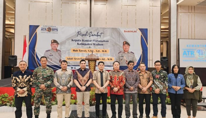 Pisah Sambut Kakantah Kabupaten Madiun, Muh Tansri Serahkan Tongkat Kepemimpinan kepada Adolf Severlianus