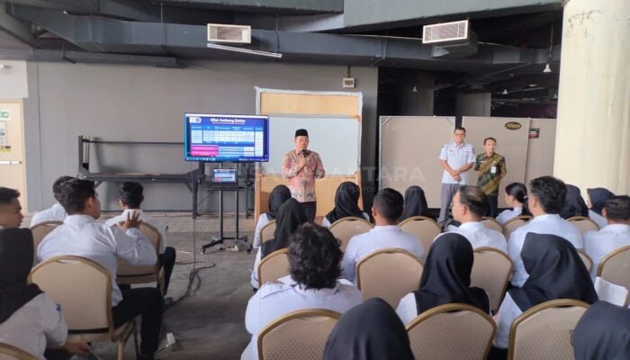 Agus Sutisna Beri Motivasi Kepada Peserta Seleksi CPNS Asal Jepara