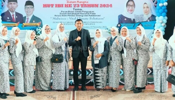 Peringatan HUT IBI ke-73, Pjs Bupati Kuansing: Tugas Bidan Tidak Hanya Membantu Proses Melahirkan
