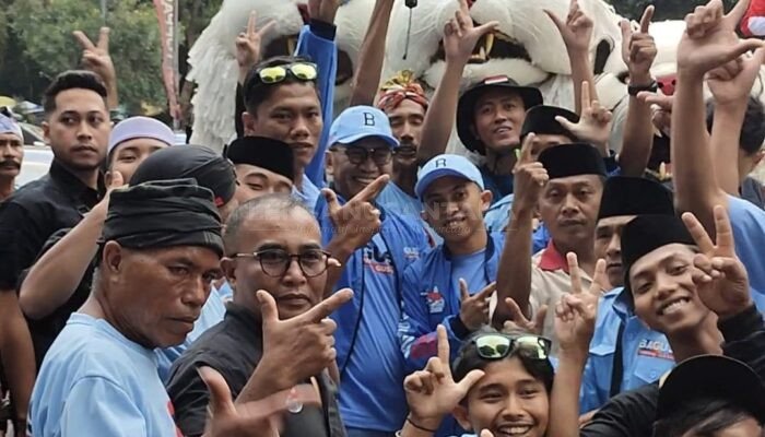 Paslon Bagus Dihantar Seribuan Pendukung dengan Iringan Sholawat dan Singo Ulung