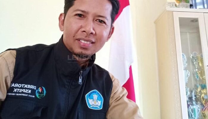 Kepsek SD Inpres 2 Nggele Sabet Juara 1 Kepala SD Inovatif Tingkat Provinsi Maluku Utara untuk Kedua Kalinya