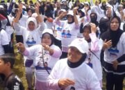 Ratusan Emak-emak Ikuti Senam Sehat Bersama Paslon Cagub-Cawagub Luthfi-Yasin di Banjarnegara