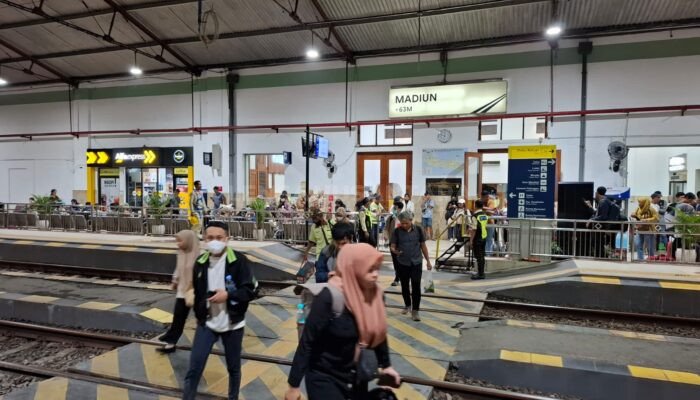 PT KAI Daop 7 Madiun: Libur Pilkada, 67.979 Penumpang Diprediksi Padati Stasiun