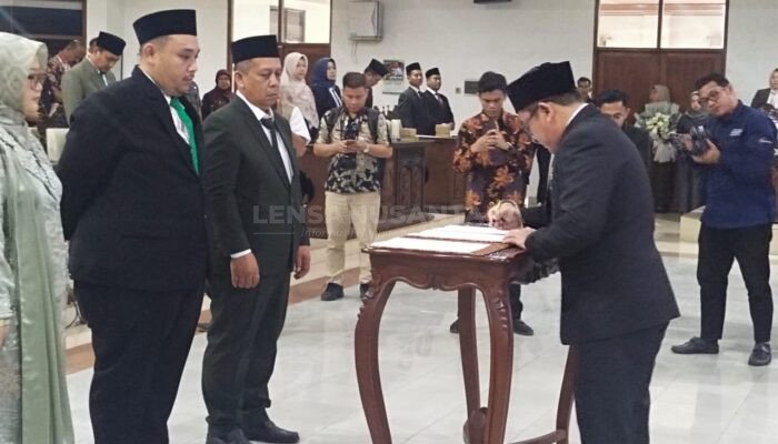 Tiga Anggota Antar Waktu DPRD Jepara Dilantik, Agus Sutisna: Selamat Bergabung di Tamansari