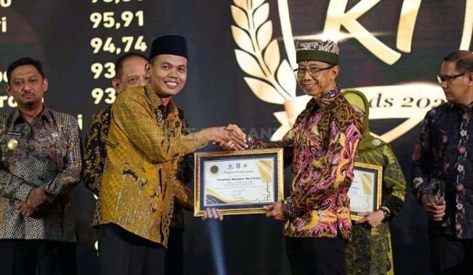 Banyuwangi Raih Penghargaan Badan Publik Informatif