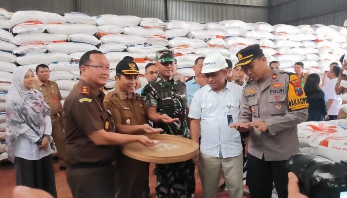 Monitoring Inflasi Jelang Nataru, Pj Bupati Madiun Pastikan Ketersediaan Bahan Pangan Aman